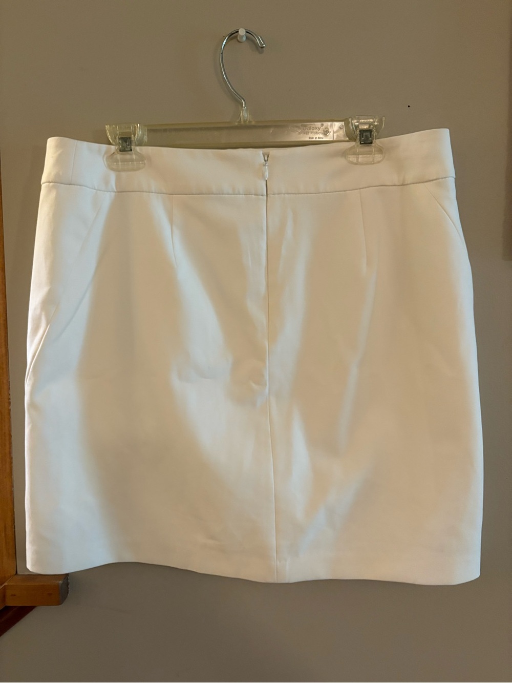 White House Black Market White Skirt